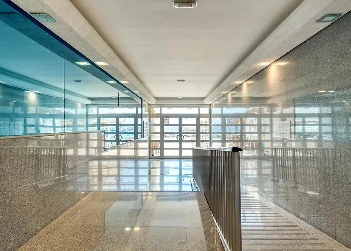 Amarre Bay Puerto De Mogan