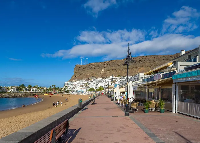 Amarre Bay Puerto De Mogan
